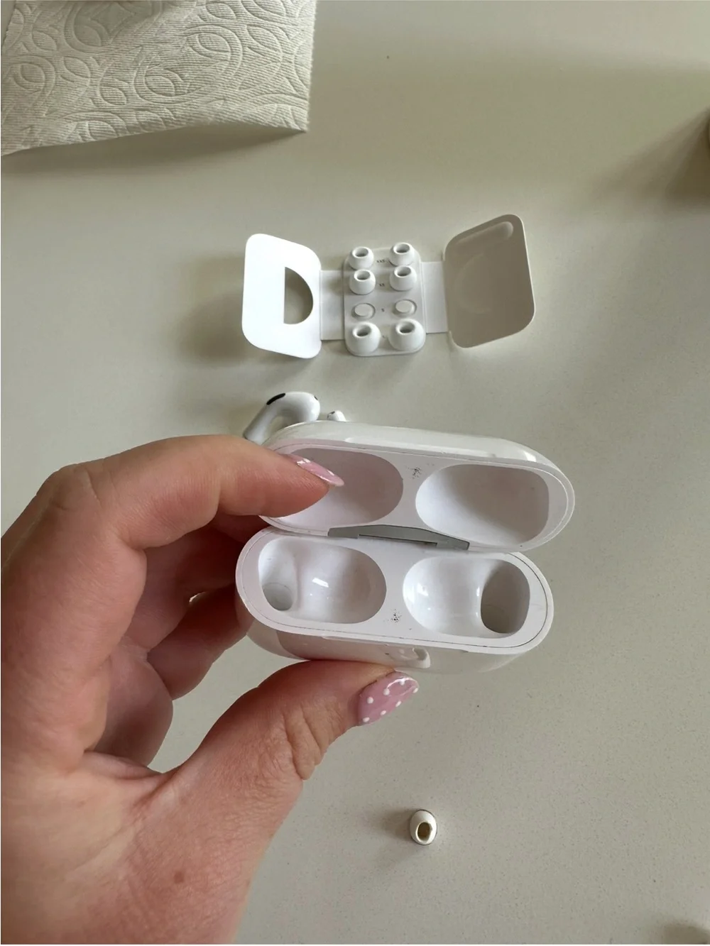 Apple AirPod Pro 2 + Charging Case with Extra Tips